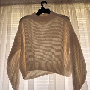 Hollister White Ribbed Cropped Knit Sweater